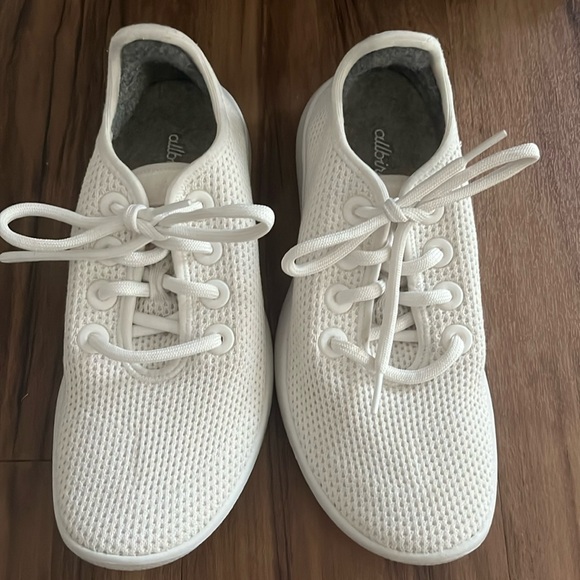 Allbirds Tree Runners - Picture 1 of 2